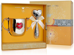 Набор детского серебра с поильником «Сердце» с погремушкой