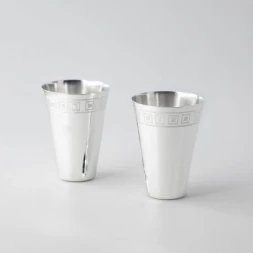 Серебряный набор рюмок гладких с гравировкой «Квадрат»