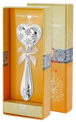 Серебряная погремушка «Сердце с цветами»